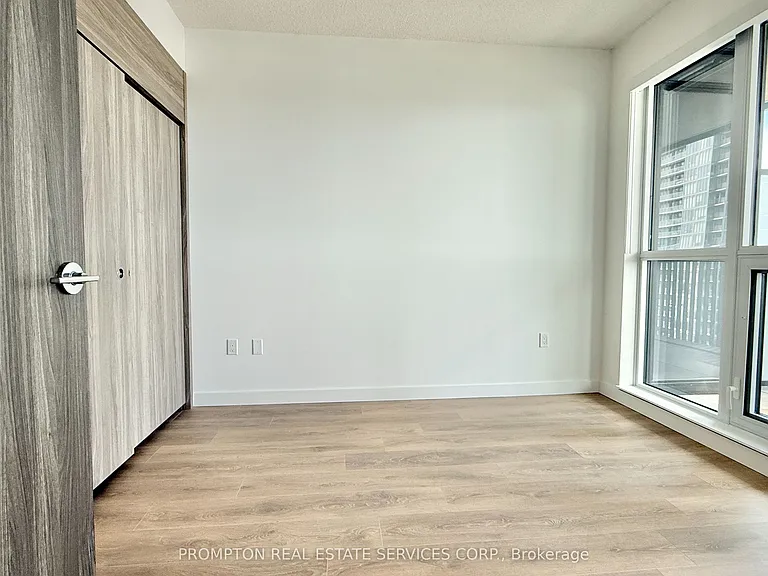 68 Esther Shiner Blvd #912 — Photo 14