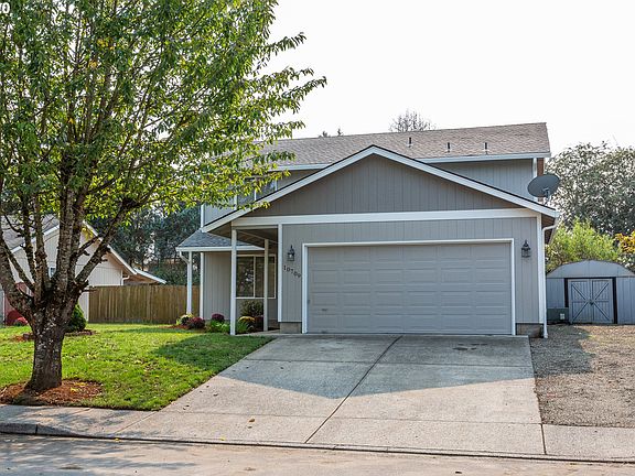 2nd image of 10709 NE 90th St