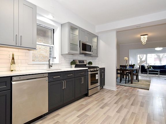 5th image of 4725 N Karlov Ave