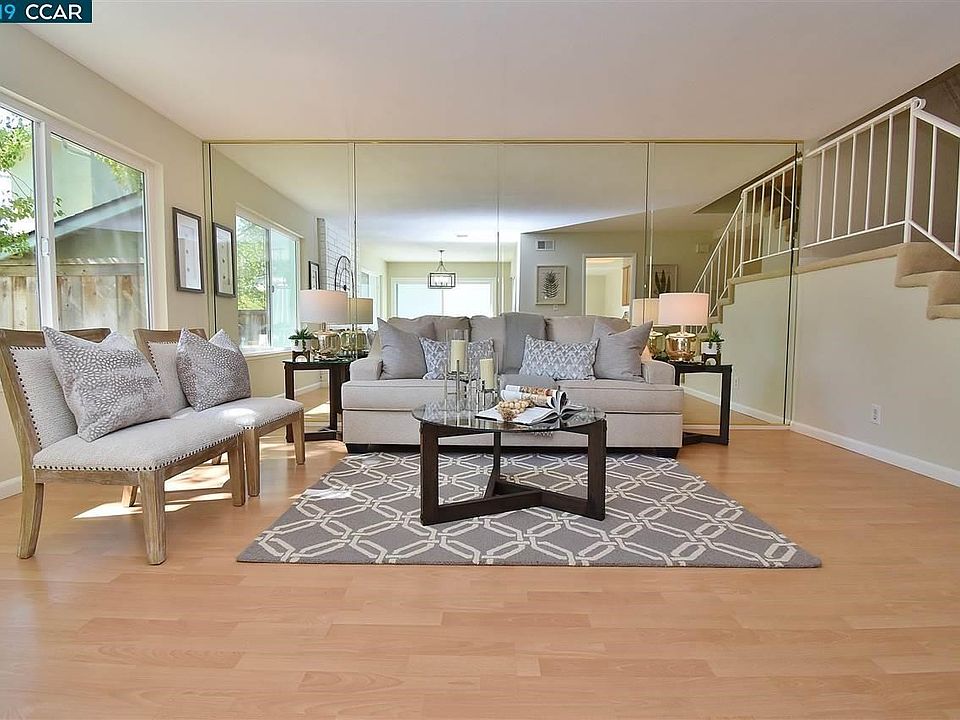 1st image of 76 Fountainhead Ct