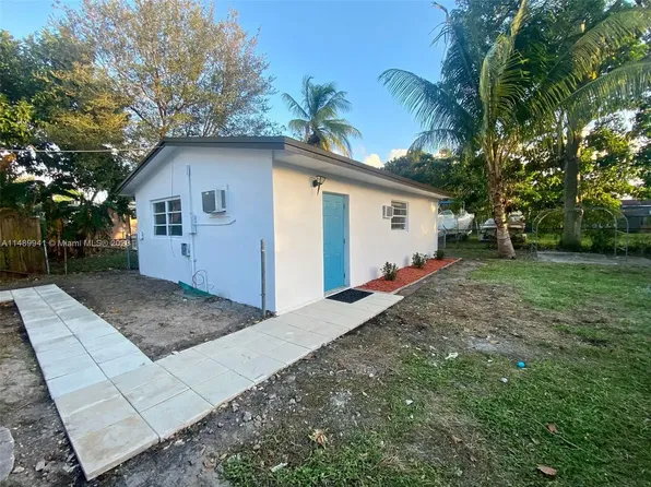 2512 Grant St #1, Hollywood, FL 33020