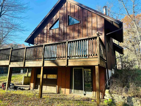 N6960 Lake Crest Ln, Shawano, WI 54166