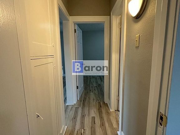 5th image of 1026 Emerson Ave