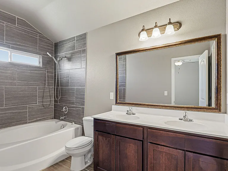 14609 Carlo Alvarado Dr — Photo 26