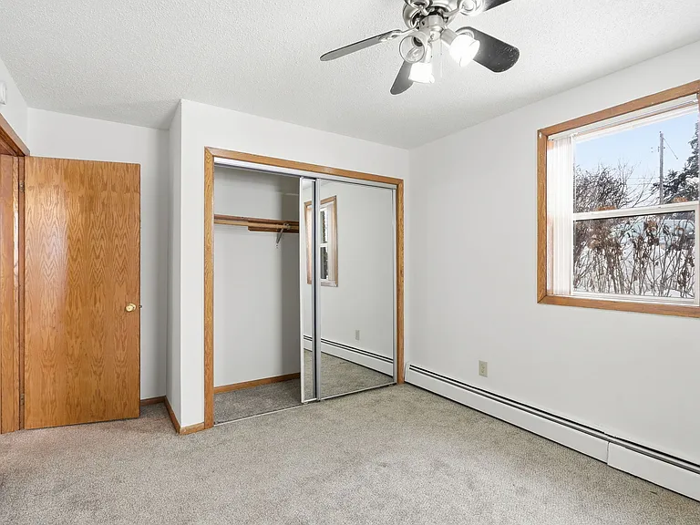 233 Buron Ln — Photo 6