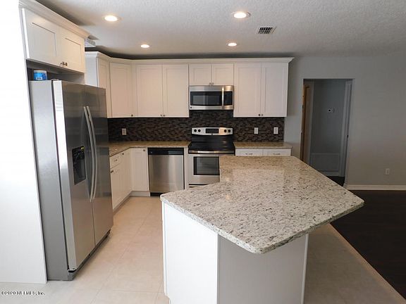 4th image of 8877 Barco Ln
