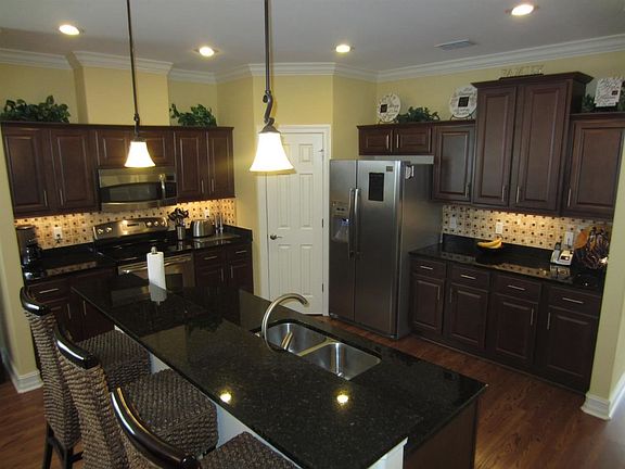 5th image of 1606 Shadowmoss Ave