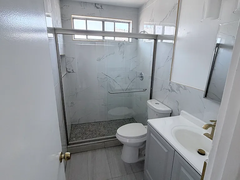 1223 N Kingsley Dr #7 — Photo 34