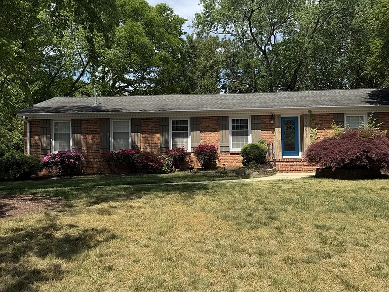 3411 Eastburn Rd — Photo 1