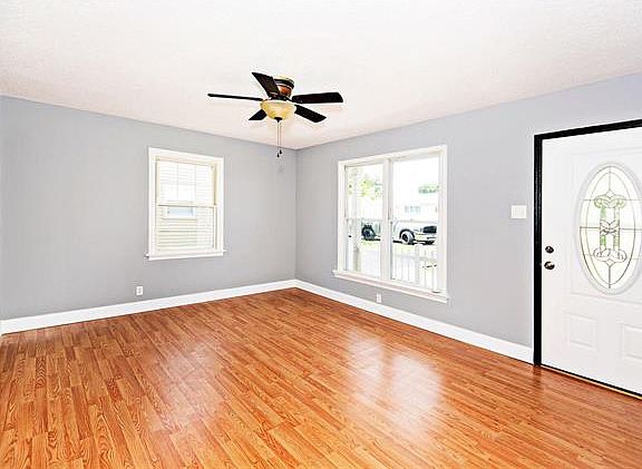 2nd image of 100 Union Rd