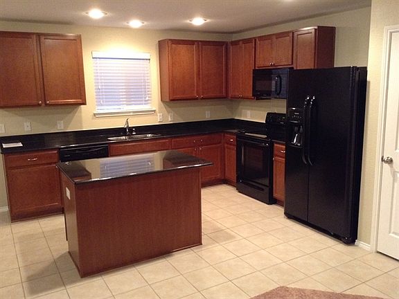 5th image of 132 Abelia Dr