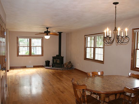 Dining/Livingroom