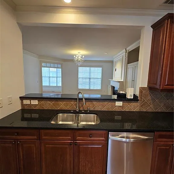 10330 Dashiell Ct — Photo 10