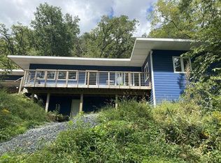 7330 Roberts Rd, Arena, WI 53503