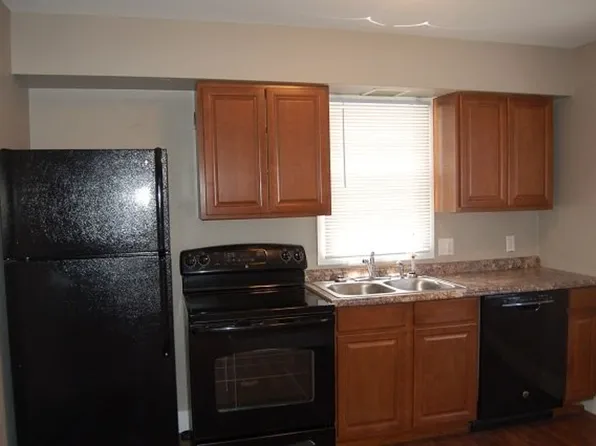 226 S Governor St, Iowa City, IA 52240