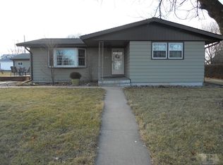 308 7th St, West Point, IA 52656