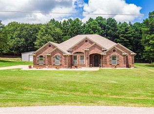 215 Brookside Dr, Longview, TX 75602