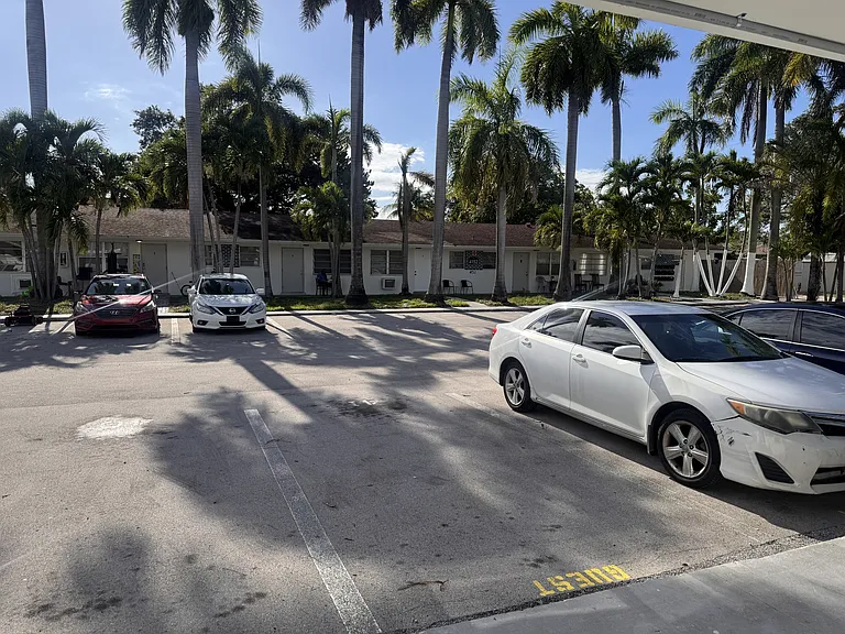 4140 SW 24th Ct #1 — Photo 3