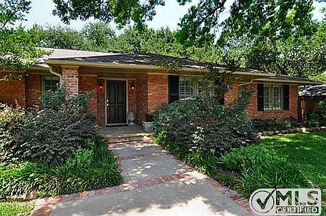 1st image of 7129 Baxtershire Dr