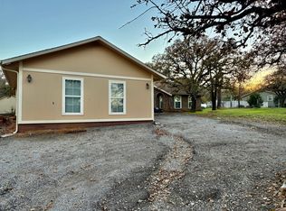1690 Broome Rd, Bartonville, TX 76226