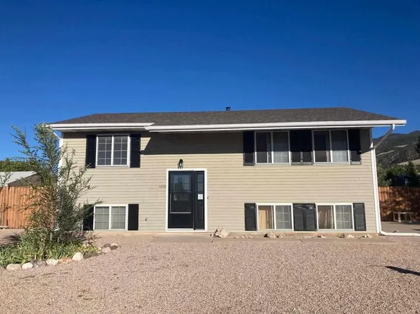 4498 N Wagon Wheel Dr, Enoch, UT 84721