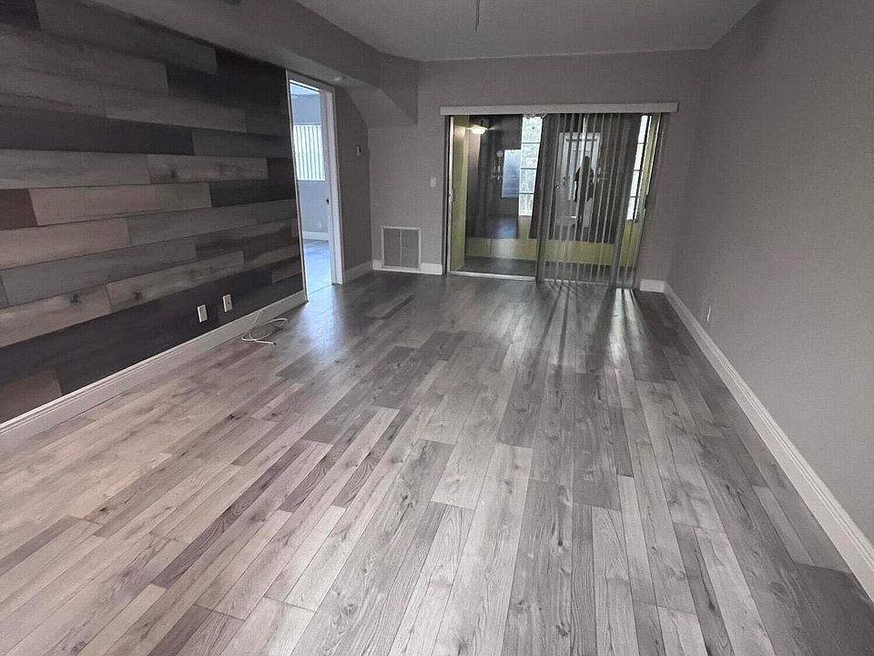 1st image of 2121 NE 42nd Court #111c
