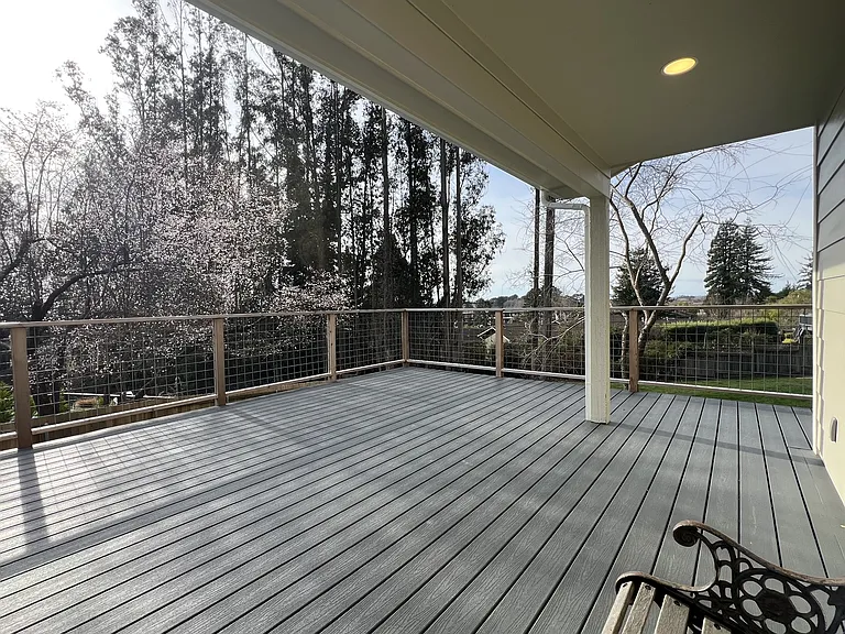 537 Bayside Rd — Photo 3