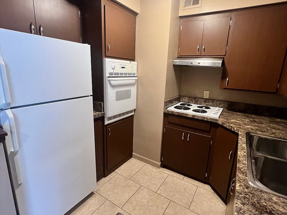 1st image of 1400 S 20th St #9
