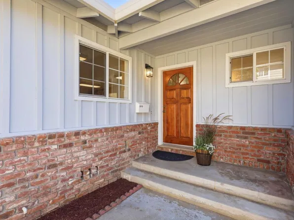 5010 Thurber Ln, Santa Cruz, CA 95065