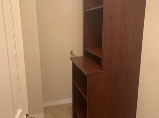 5855 18th St N APT 11, Saint Petersburg, FL 33714