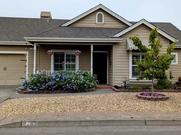 729 Rosemary Clooney Court, Windsor, CA 95492