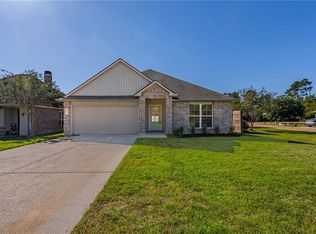 28473 Evangeline Ln, Albany, LA 70711
