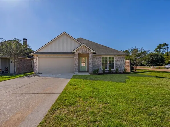 28473 Evangeline Ln, Albany, LA 70711