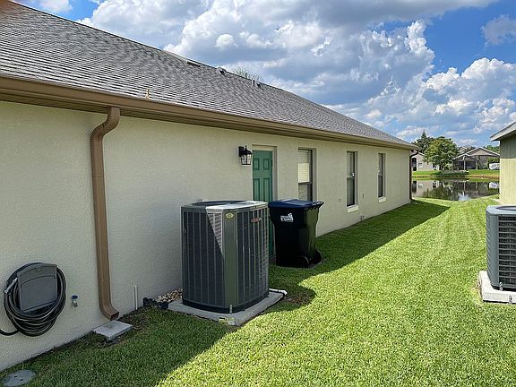 4th image of 646 Hardwood Cir