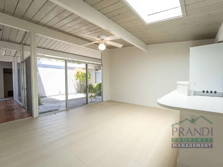 1221 Idylberry Rd — Photo 6