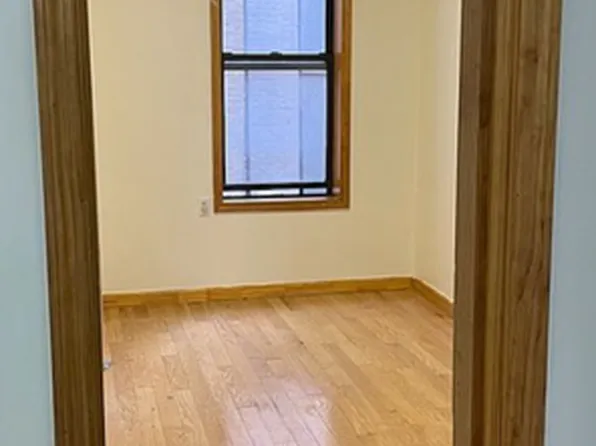 45 Catherine Street image 1 of 5