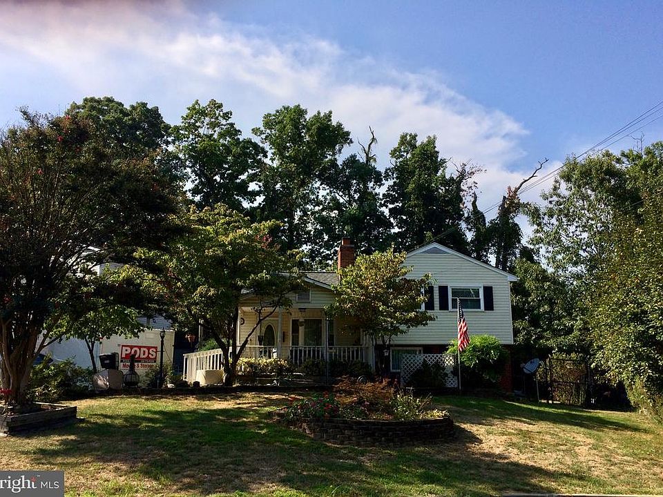 1st image of 1590 Katherine Ct