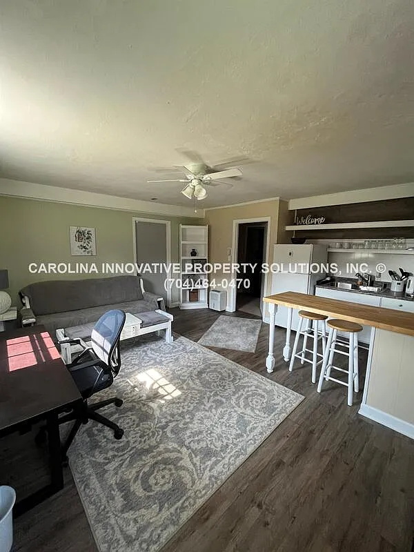 1 bed, 1.0 bath, $1,195 — Photo 1
