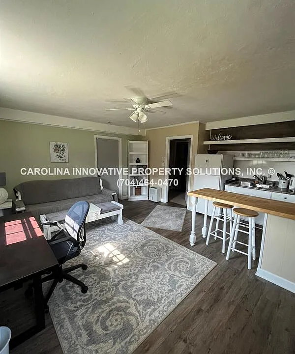 8212 Larkhaven Rd #2