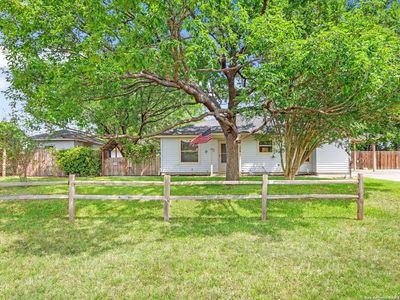104 Royal Crest, Seguin, TX, 78155