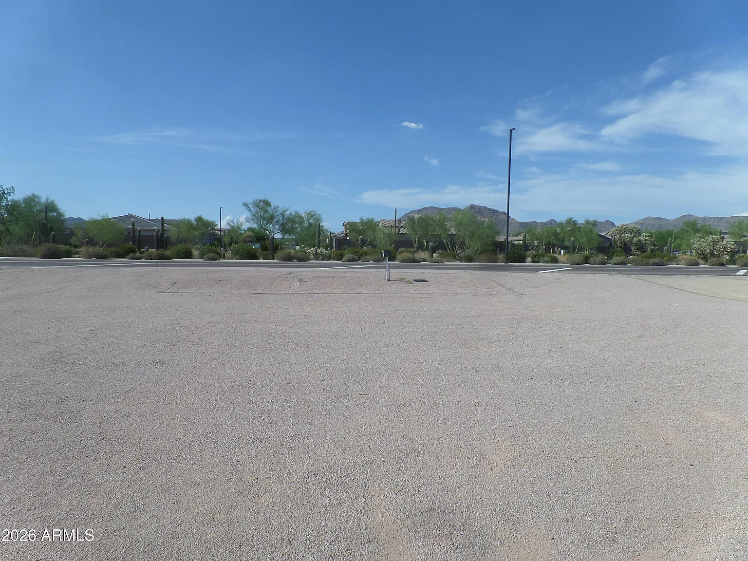 3 bed, 2.0 bath, 1728 sqft, $2,200 — Photo 4