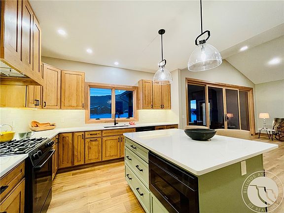 3rd image of 78 Remington Ranch Rd