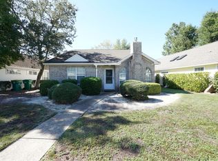 243 Parkwood Cir, Niceville, FL 32578
