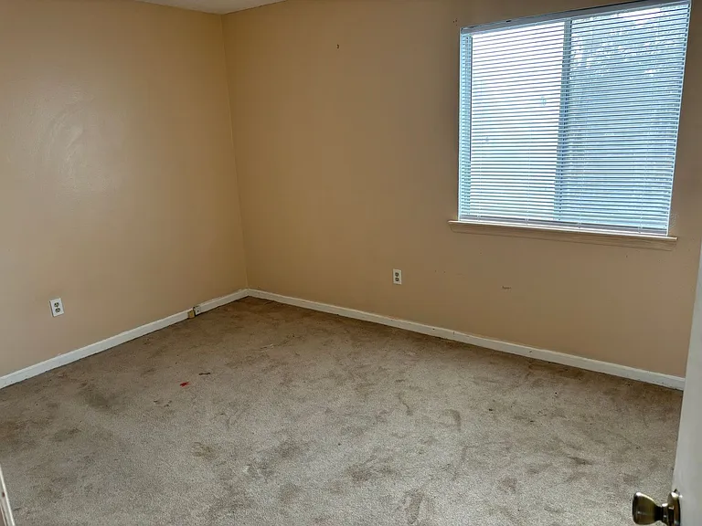 240 E Myrtle Greens Dr — Photo 9
