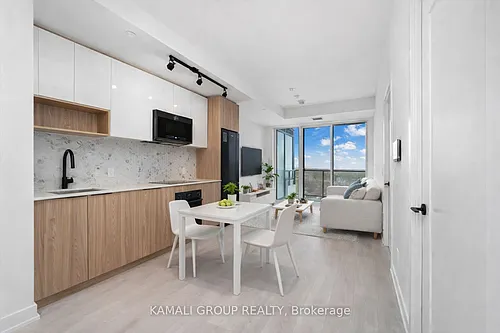 5 Defries St #3213 Photo 1
