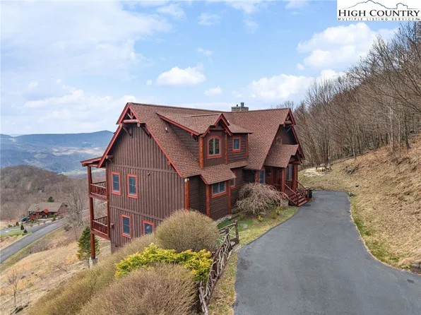 635 Acorn Nvno, Zionville, NC 28698