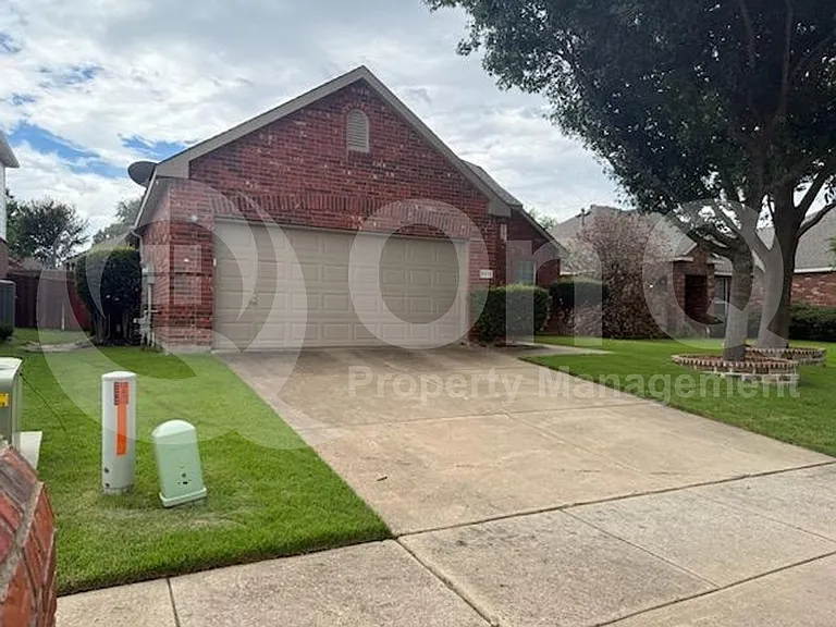 6513 Cartier Ct — Photo 3