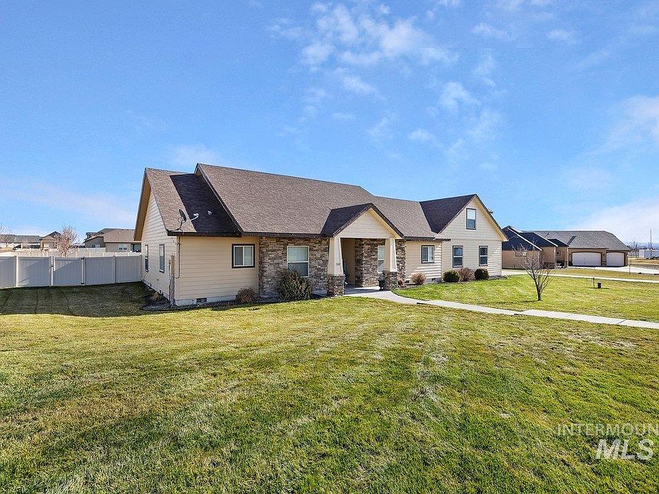 1st image of 510 Tasia Brianna Dr W