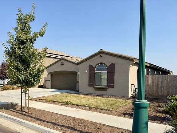 3rd image of 1448 W Sedona Avenue