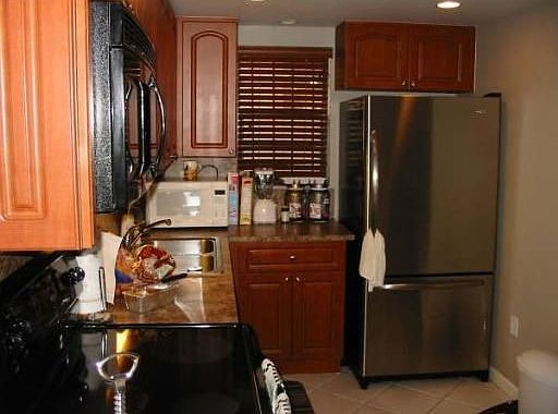 2nd image of 950 Euclid Ave APT 209